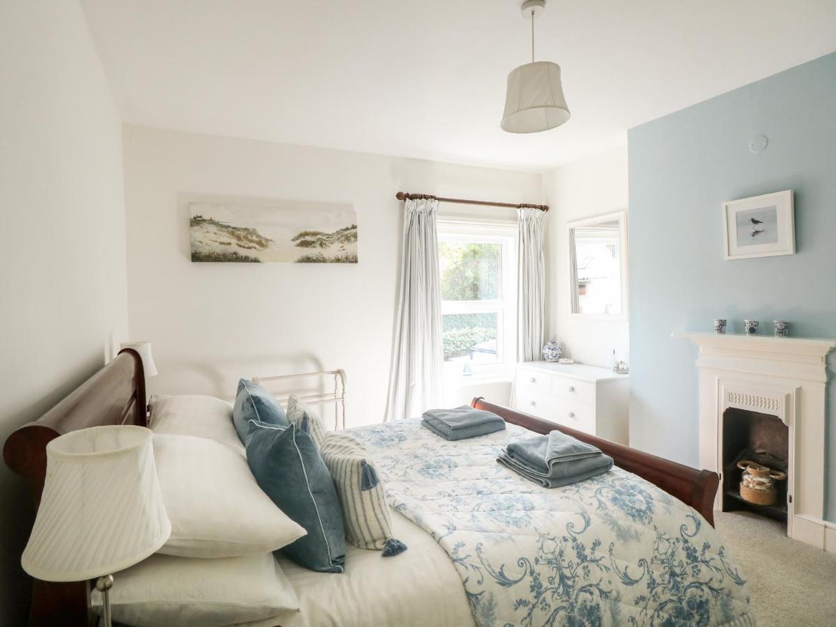 Elm Villa Wareham Bagian luar foto
